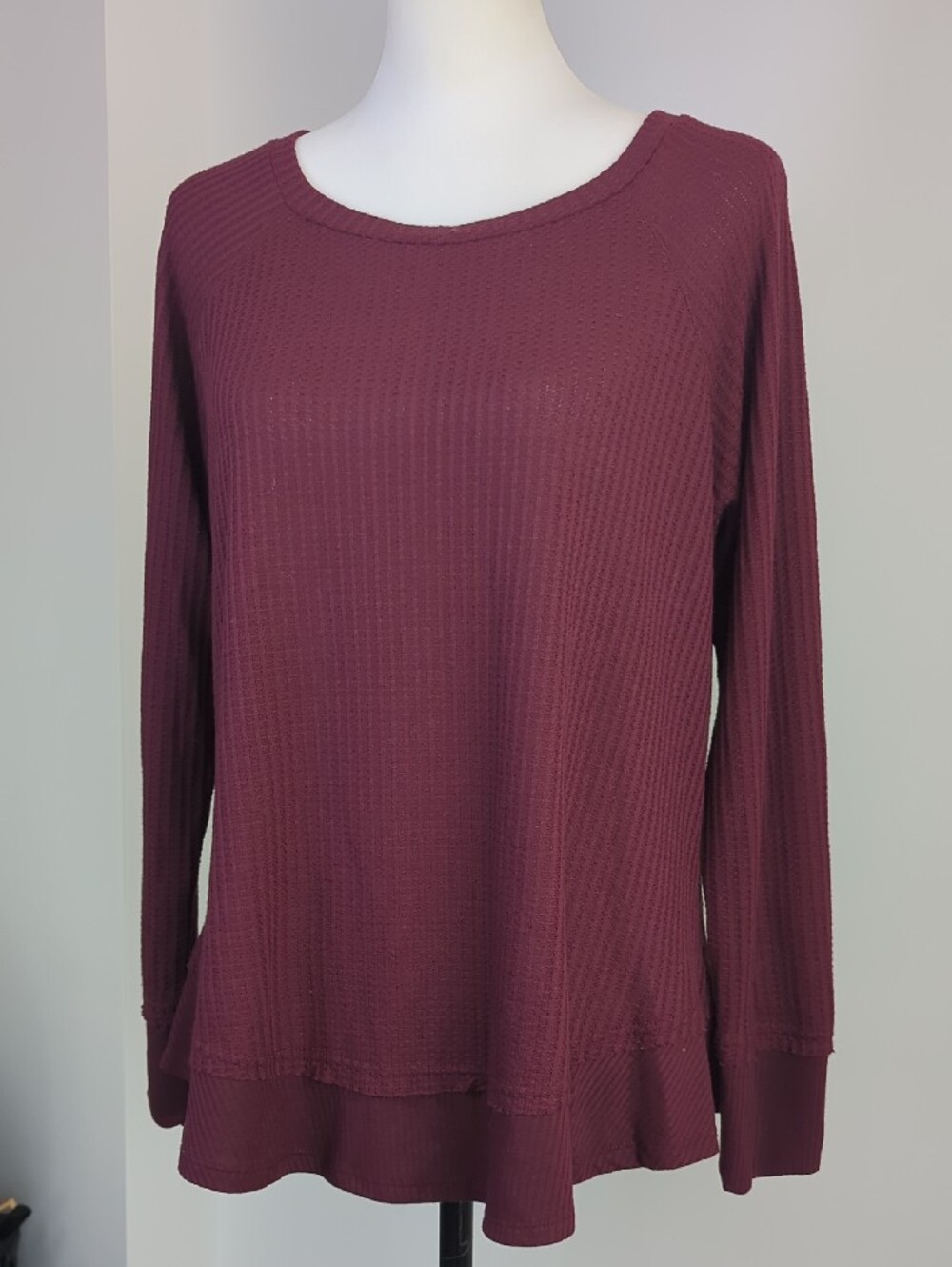 NWT Love, Fire Maroon Waffle Knit Pullover Top Burgundy XL